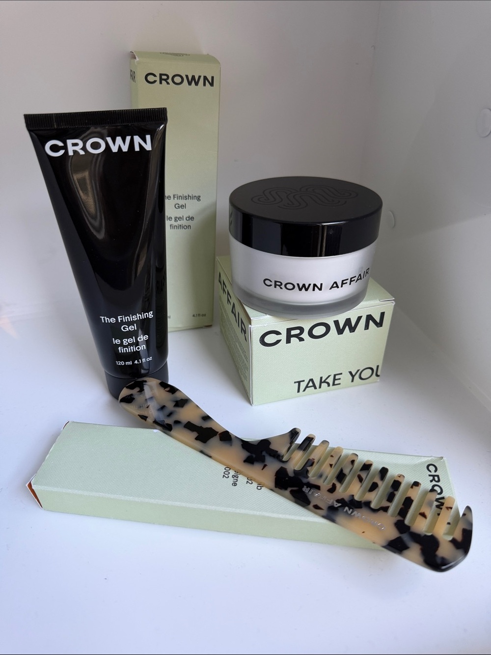 NIB/ NWT Crown Affair Luxury Haircare Bundle